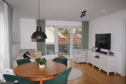 NEU! Moderne WohlfühlWohnung mit sonnigem Balkon!