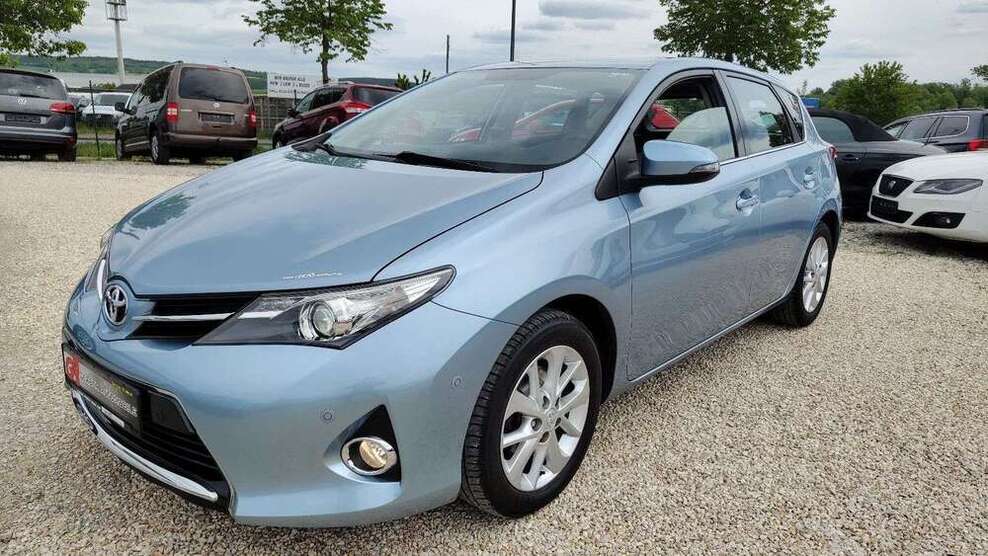 Auris