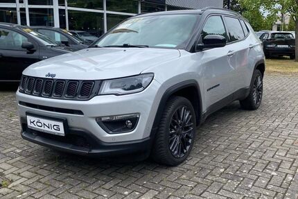 Jeep Compass 31.747 km 27.470 € Frankfurt (Oder) 15234