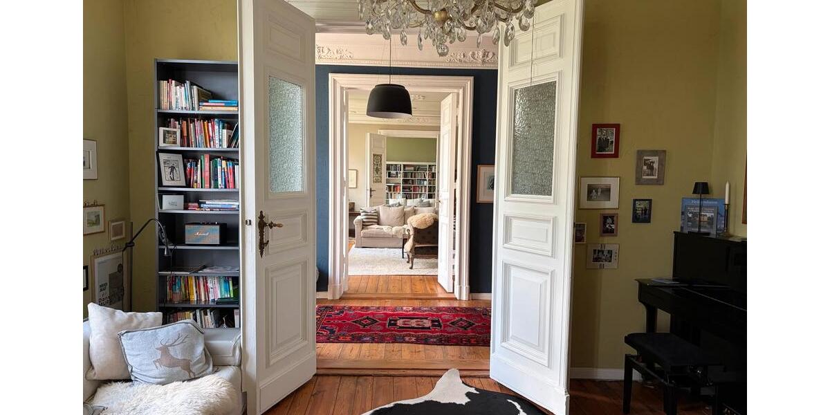 Villa Meyenburg - 10 Zimmer, 240 m&sup2;, 779.000&euro; | Angebot:26854792