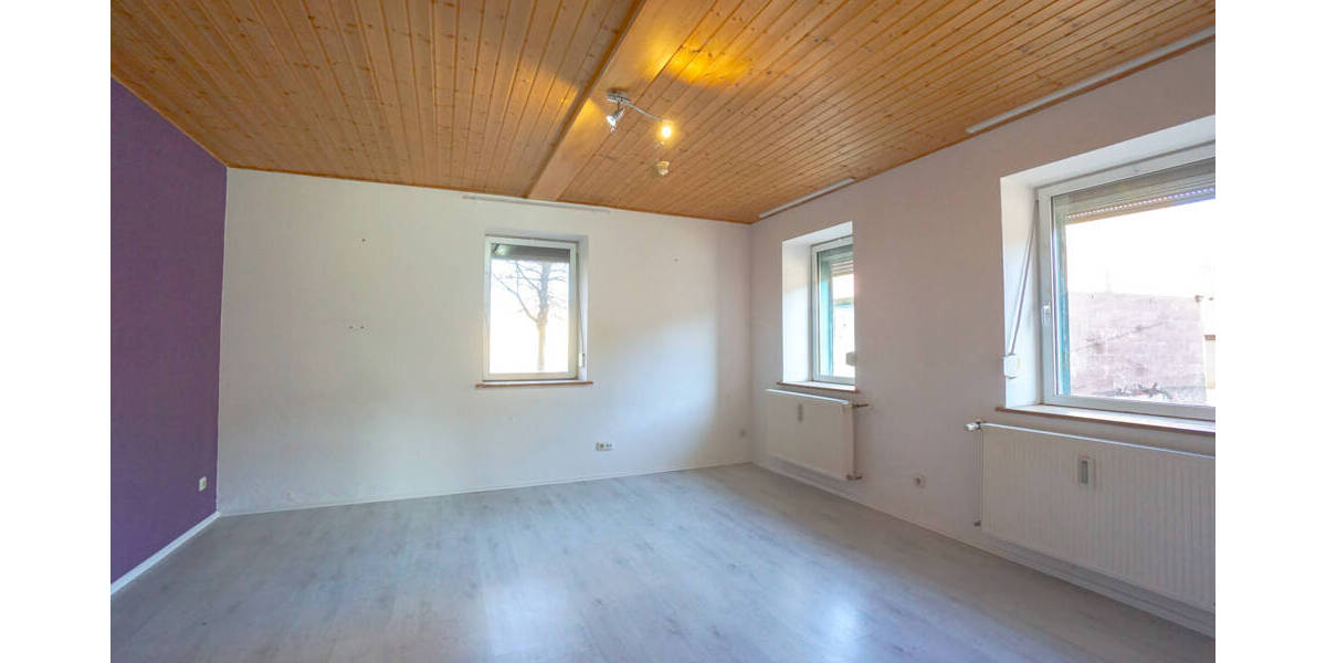 Bauernhaus, Landhaus Abenberg Wassermungenau - 7 Zimmer, 152 m&sup2;, 320.000&euro; | Angebot:25985107