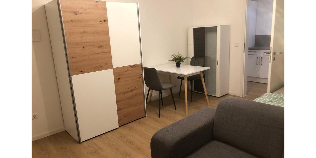 Möblierte Souterrain-Wohnung mit 1 ZKB und Stellplatz 1 zimmer
