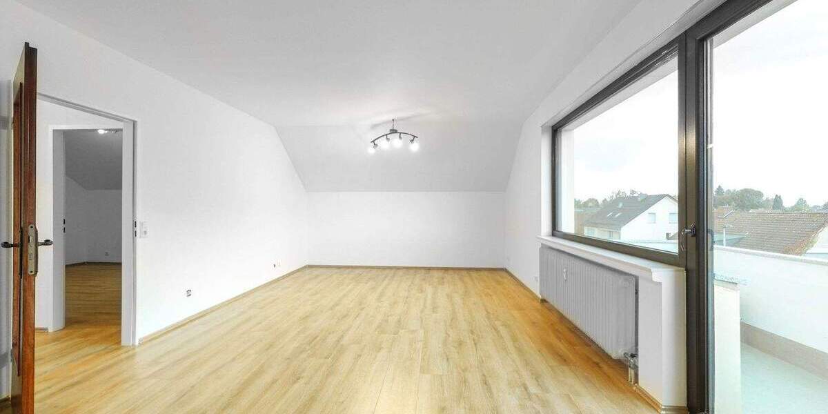 Modernes Wohnen über den Dächern von Minden - Kernsanierte 2-Zimmer-Dachgeschosswohnung mit Balkon und Stil 2 zimmer