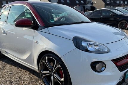 Opel Adam 94.000 km 7.500 &euro; Essen 45355