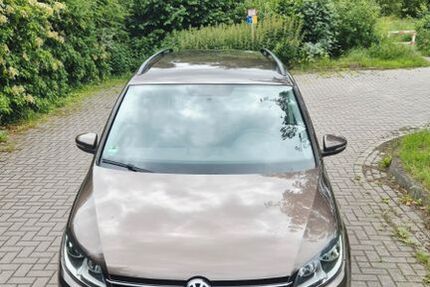 VW Touran 195.675 km 6.490 &euro; Oldenburg 26135