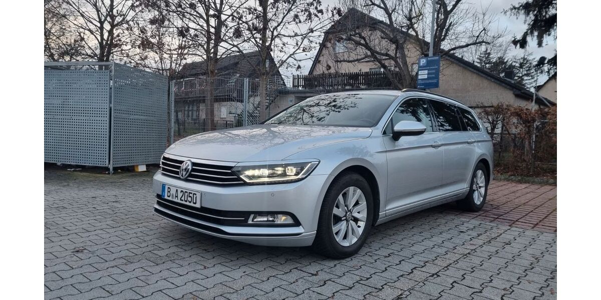 VW Passat 194.000 km 12.800 &euro; Berlin 12353