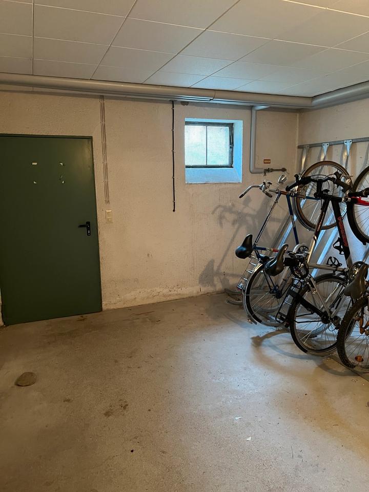 PROVISIONSFREI u. Bezugsfrei, 3,5Zi- Wohnung Nähe S-Bahn