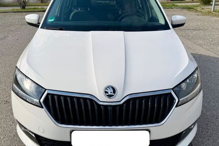 Skoda Fabia 9.737 km 14.900 &euro; Friedrichshafen 88045