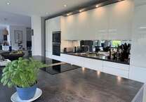 Wohnung zum Mieten in Bonn 3.896,87 € 268.75 m²