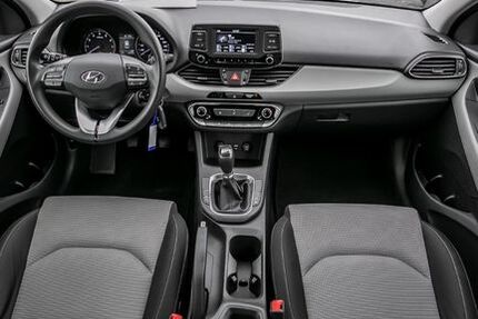 Hyundai i30 125.000 km 10.500 &euro; Schleswig 24837