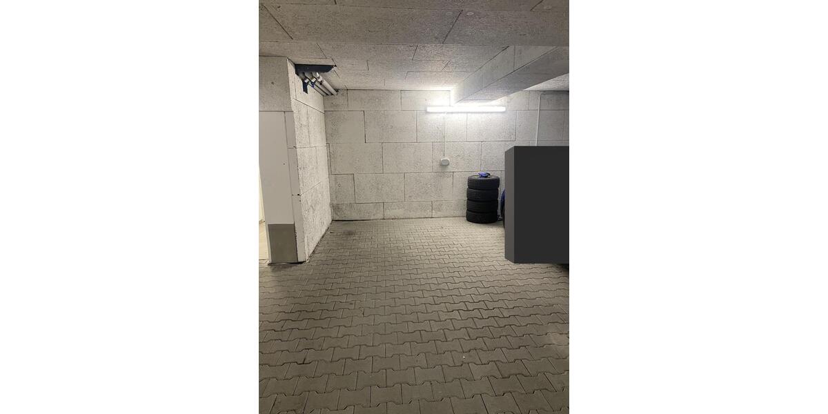 Zu vermieten Tiefgaragenstellplatz in Bietigheim-Bissingen 1 zimmer
