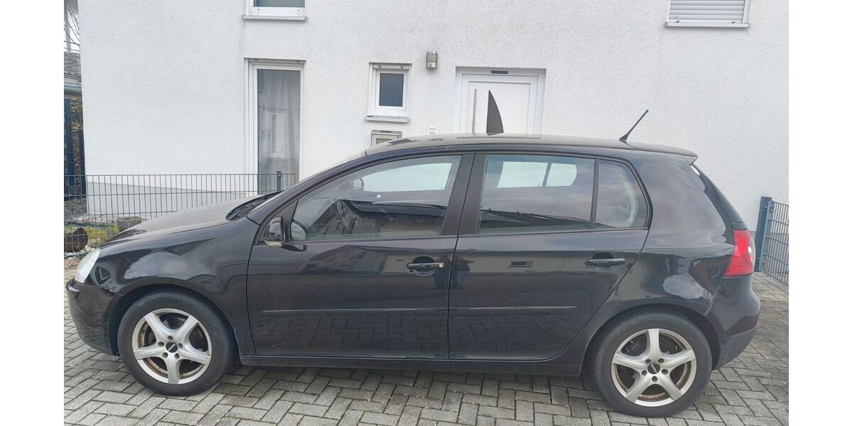 VW Golf 172.000 km 3.850 &euro; Sinzheim 76547