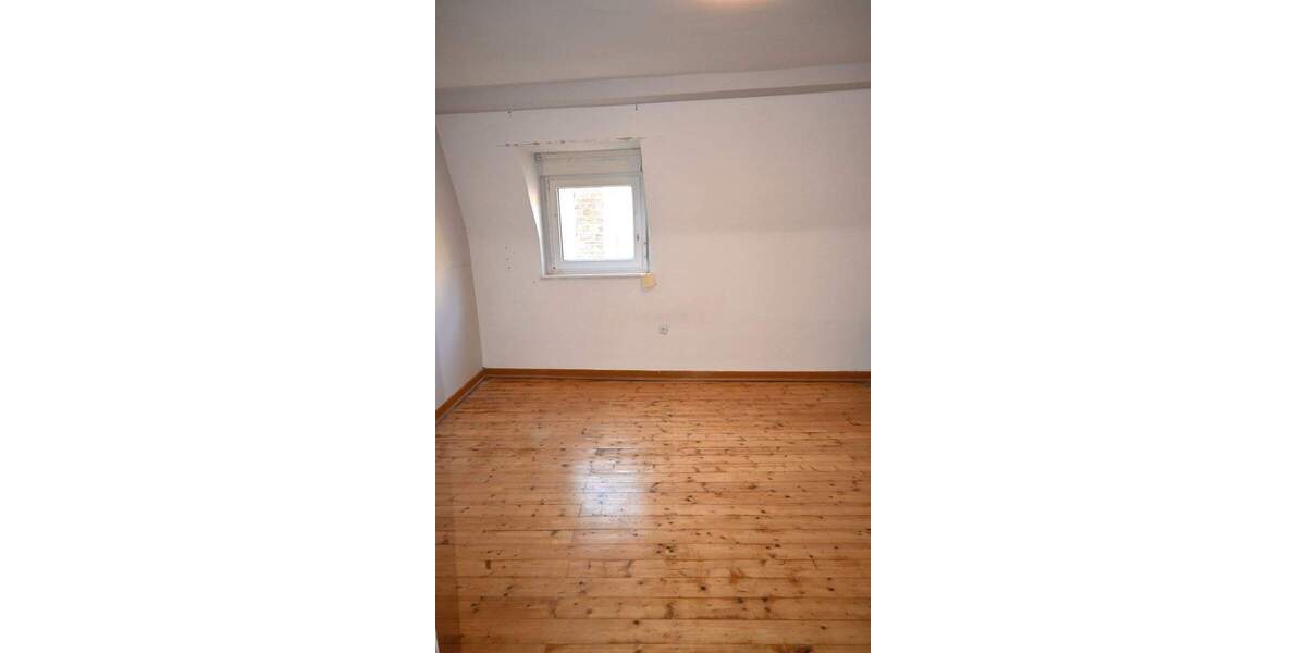 Einfamilienhaus Zell (Mosel) Merl - 9 Zimmer, 180 m&sup2;, 139.900&euro; | Angebot:25877205