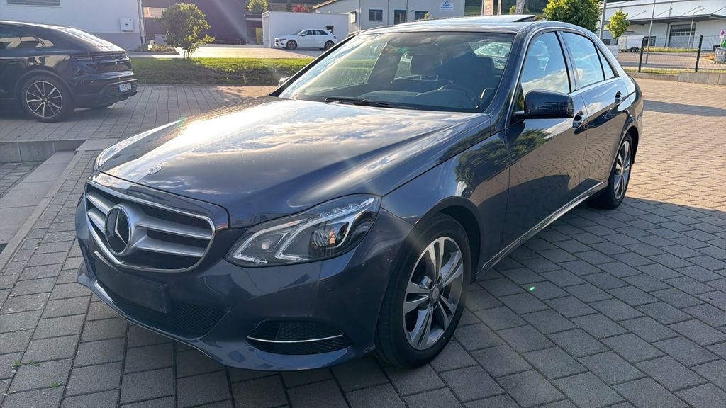 Mercedes-Benz E 250 263.000 km 12.000 &euro; Rietheim-Weilheim 78604