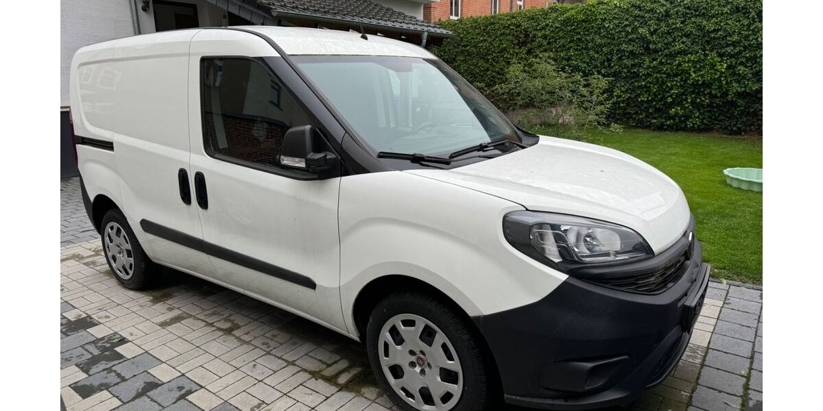 Fiat Doblo 18.000 km 12.650 € Wilkau-Haßlau 08112