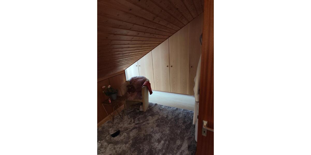 Dachgeschoßwohnung Heilbronn Kernstadt - 3 Zimmer, 90 m&sup2;, 1.100&euro; | Angebot:26019801