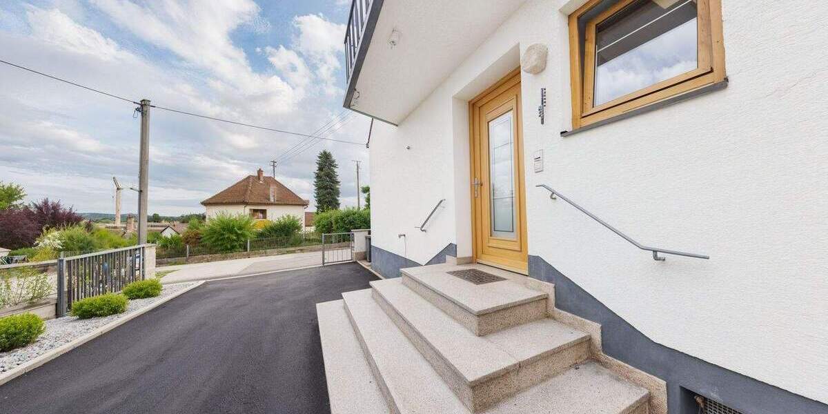 Mehrfamilienhaus, Wohnhaus Pöttmes - 6 Zimmer, 117 m&sup2;, 390.000&euro; | Angebot:25836325