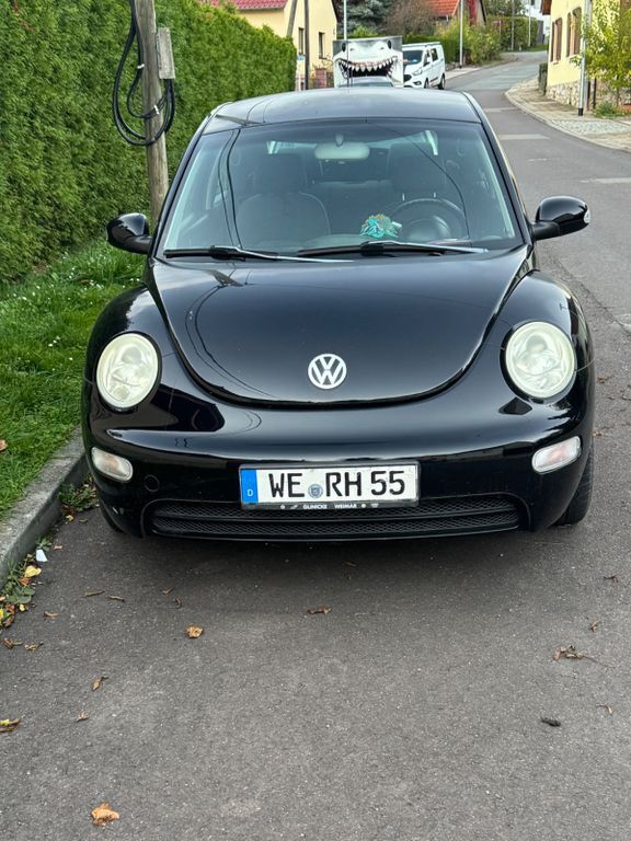 VW Beetle 68.665 km 4.950 € Weimar 99425
