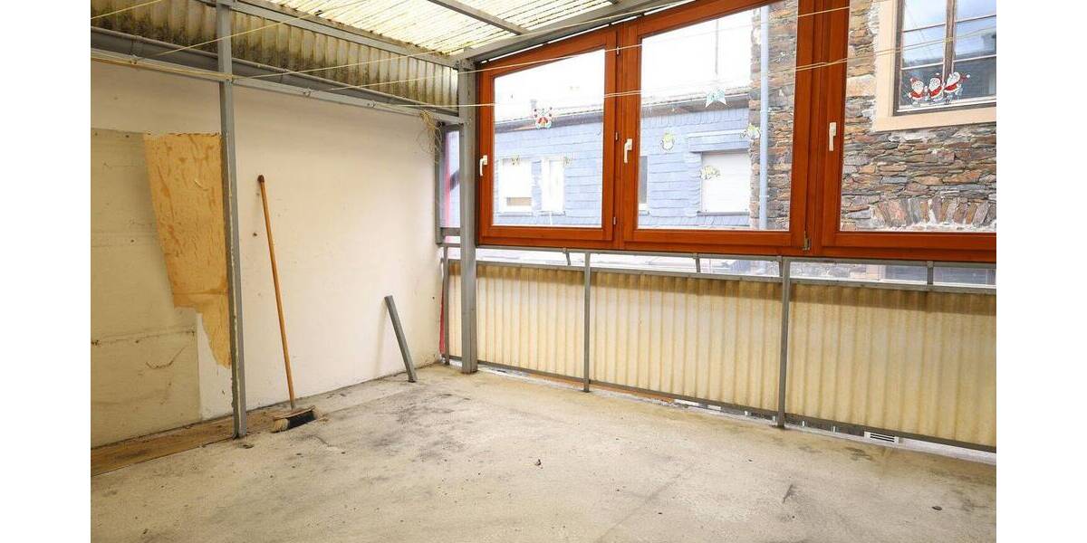 Reihenendhaus Niederheimbach - 7 Zimmer, 139 m&sup2;, 149.000&euro; | Angebot:26932098