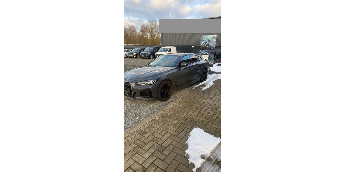 BMW i4 99.000 km 35.900 &euro; München 81243