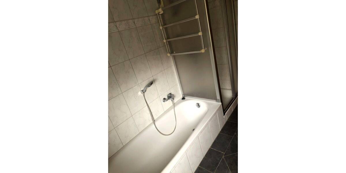 Etagenwohnung Pohlheim Grüningen - 5 Zimmer, 135 m&sup2;, 1.380&euro; | Angebot:26866311