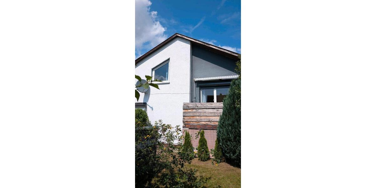 Bungalow Neustadt bei Coburg - 3 Zimmer, 140 m&sup2;, 220.000&euro; | Angebot:27115582