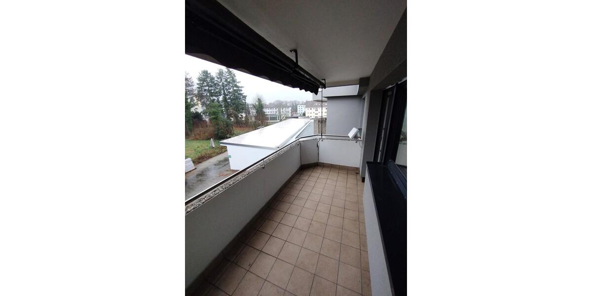 3-Zimmer-Wohnung Obertshausen ca. 80m² mit Balkon, EBK,Stellplatz 3 zimmer