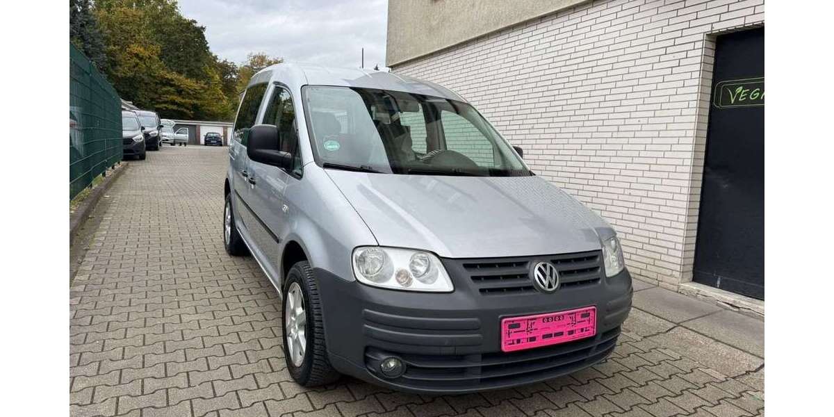 VW Caddy 149.000 km 3.999 &euro; Essen 45143