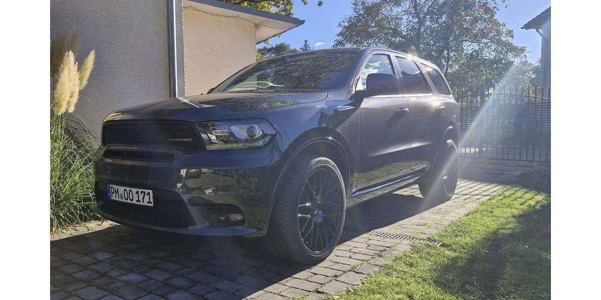 Dodge Durango 69.000 km 28.500 &euro; Stahnsdorf 14532
