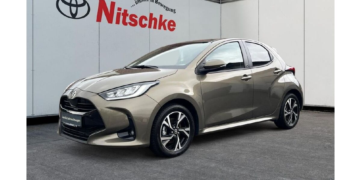 Toyota Yaris 8.059 km 21.890 &euro; Rheine 48432