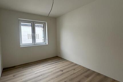 Haus Oldenburg Etzhorn - 5 Zimmer, 141 m&sup2;, 1.850&euro; | Angebot:22609583