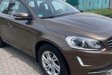 Volvo XC60 147.000 km 15.999 &euro; Kiel 24113