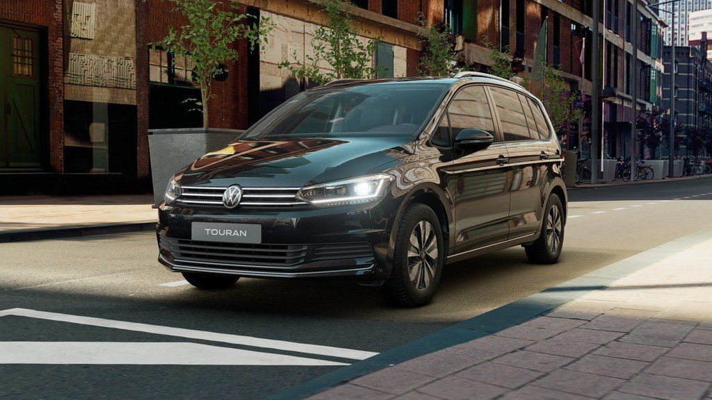 VW Touran 21.000 km 34.930 &euro; Aach 78267