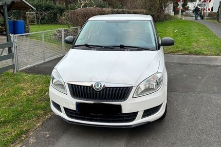 Skoda Fabia 166.240 km 2.600 &euro; Baunatal 34225