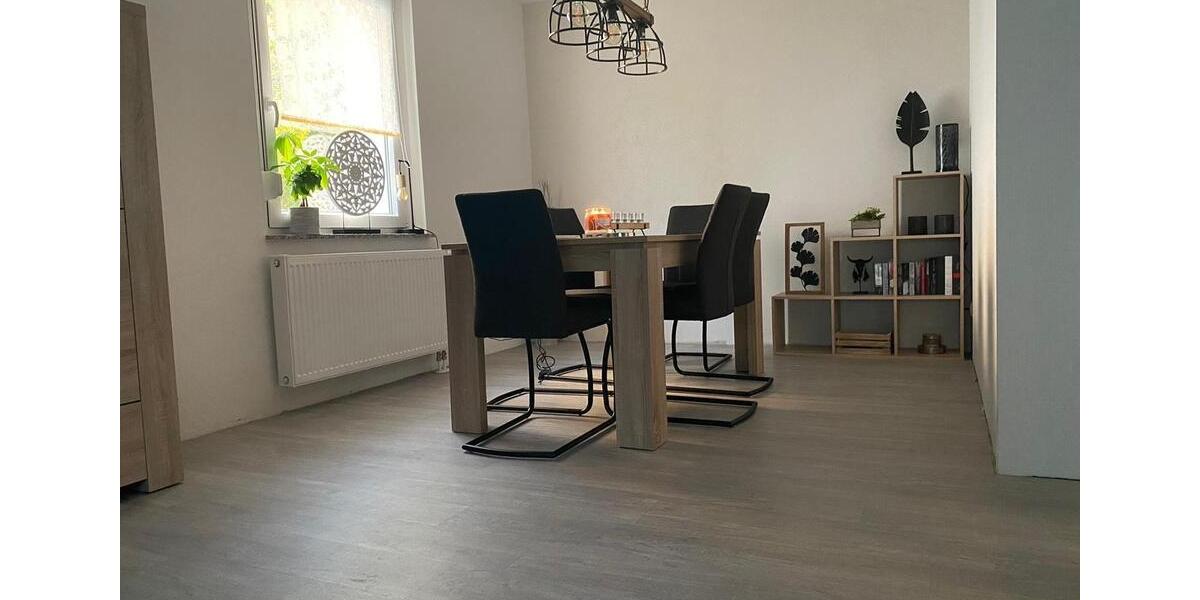 Einfamilienhaus Lauchhammer - 7 Zimmer, 164 m&sup2;, 285.000&euro; | Angebot:26373391