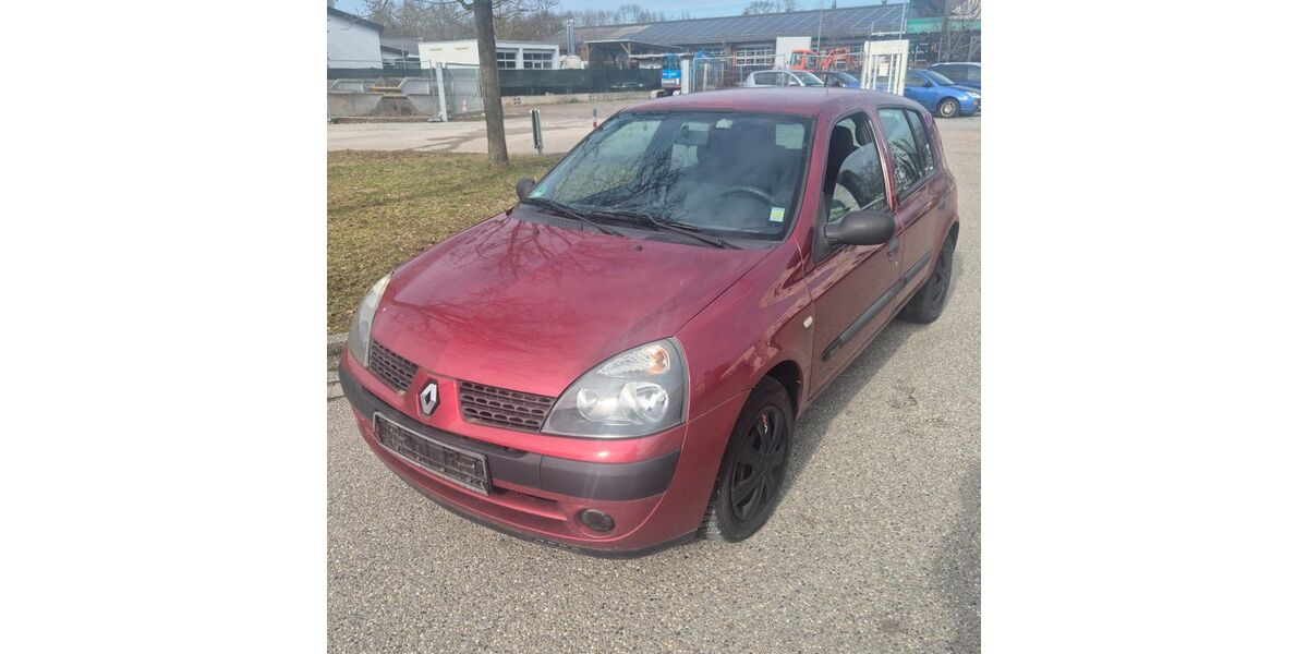 Renault Clio 163.000 km 900 &euro; KARLSRUHE 76135