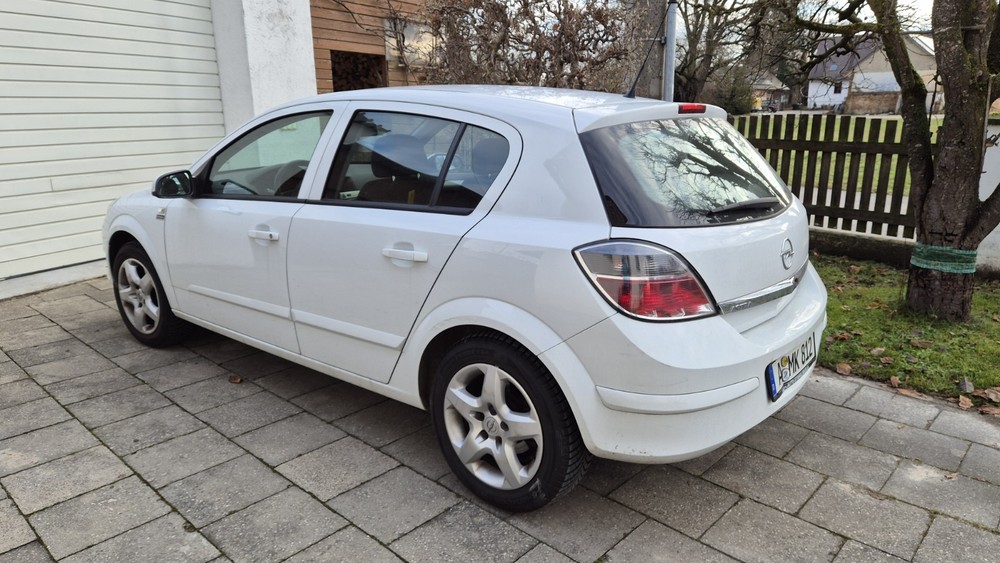 Opel Astra H 51.000 km 4.900 &euro; Biberbach 86485