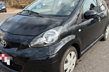 Toyota Aygo (X) 96.000 km 3.600 &euro; Elmshorn 25335
