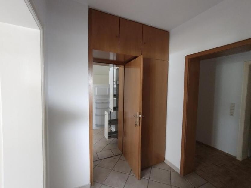 Helle, ruhige Dreizimmerwohnung mit Südterrasse und großem Garten am Albufer von Privat zimmer