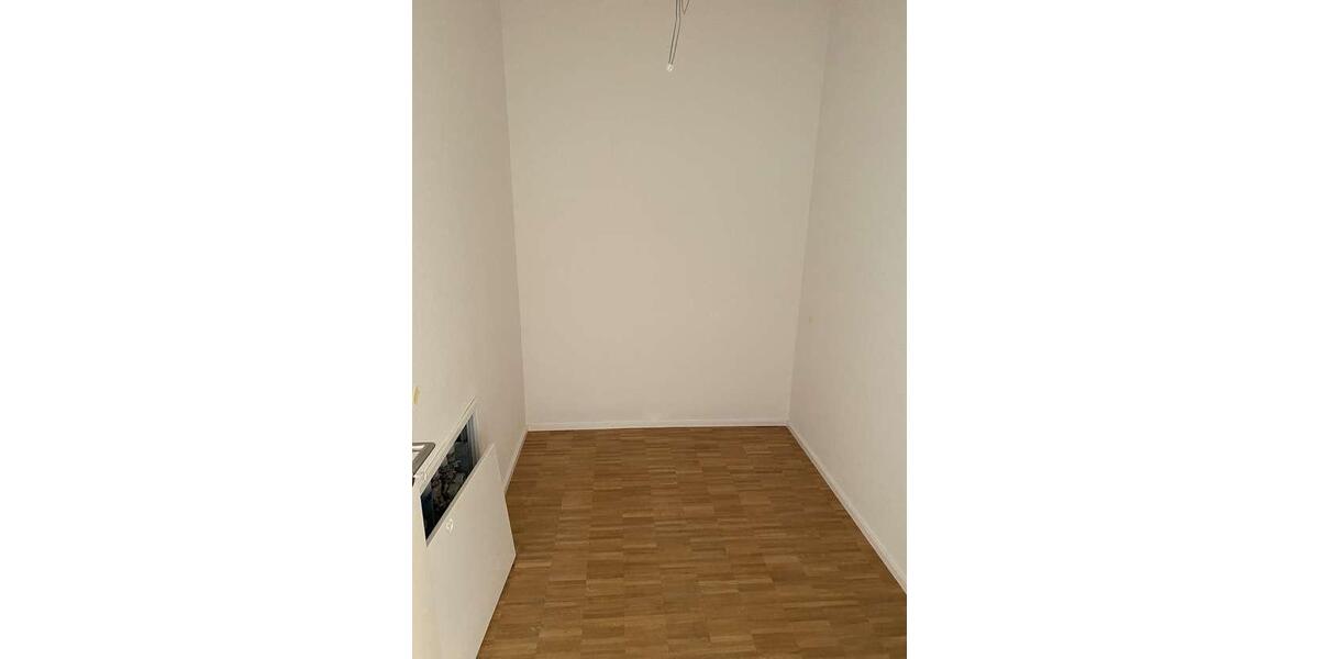 Erdgeschoßwohnung Pfullingen - 2 Zimmer, 66 m&sup2;, 950&euro; | Angebot:26670364
