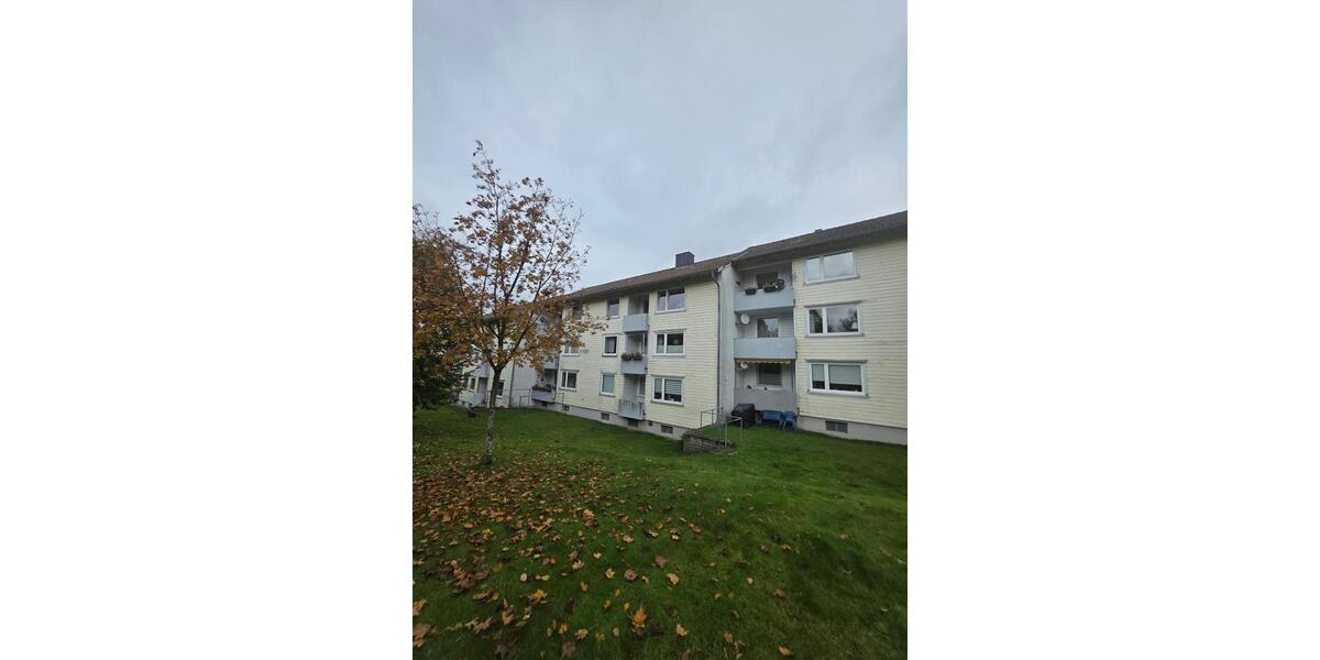 Helle 2 Zimmerwohnung mit Balkon, Hochparterre 2 zimmer