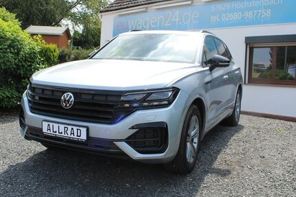 VW Touareg R-Line 4Motion/AHK/Luftfwk/PANO/STDHZ 110.652 km 51.200 &euro; Höchstenbach 57629