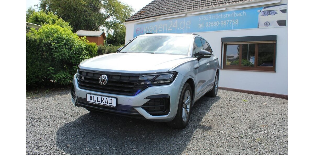 VW Touareg R-Line 4Motion/AHK/Luftfwk/PANO/STDHZ 110.652 km 53.900 &euro; Höchstenbach 57629