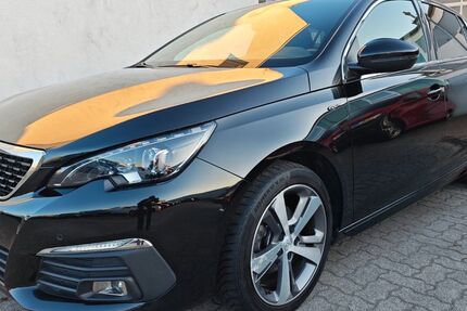 Peugeot 308 57.130 km 14.490 &euro; Ötigheim 76470