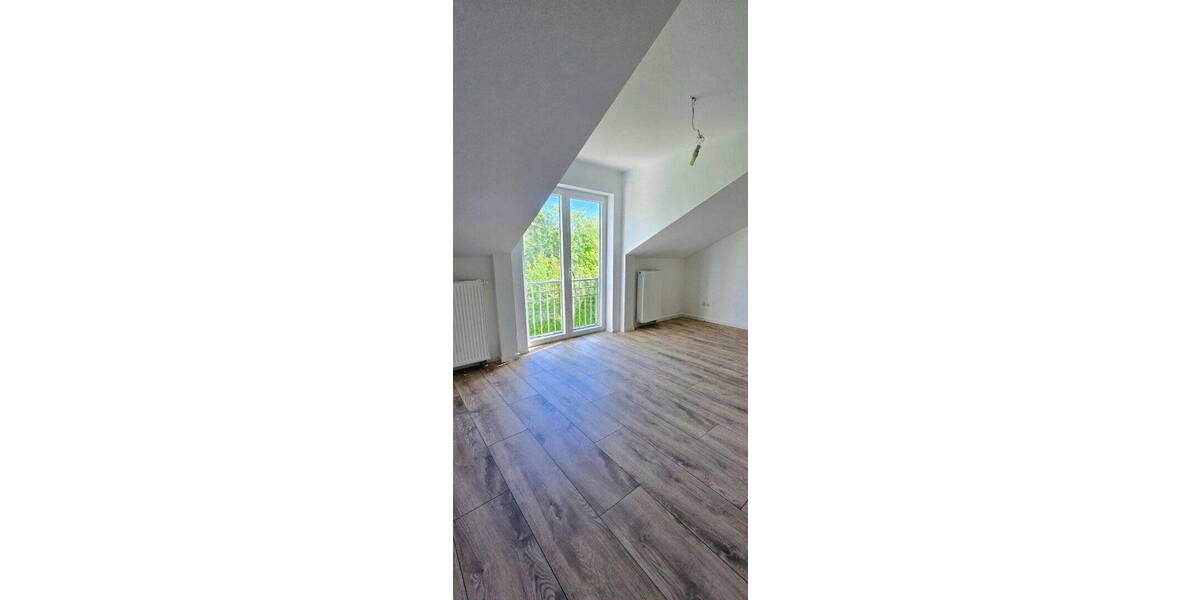 Doppelhaushälfte Hönow Hönow - 4 Zimmer, 135 m&sup2;, 2.498&euro; | Angebot:25663320