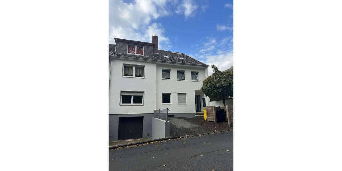 Haus zum Kaufen in Remagen 555.000 € 270 m² 9 zimmer
