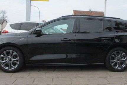 Ford Focus 21.334 km 20.490 &euro; Vilseck 92249