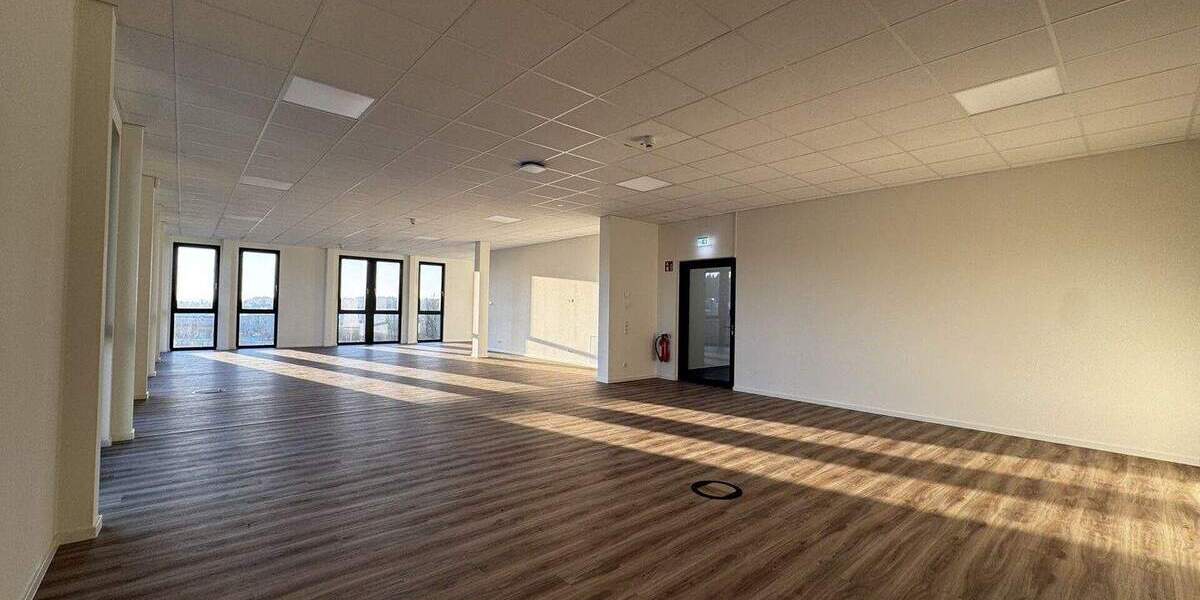 Gewerbeobjekt Buchholz in der Nordheide Steinbeck - 8 Zimmer, 548 m&sup2;, 8.220&euro; | Angebot:24608199