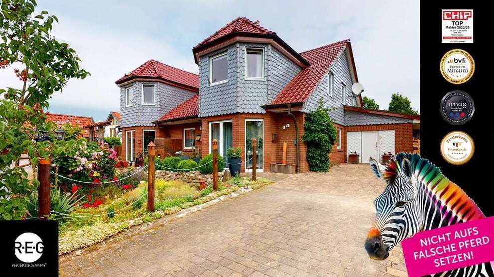 Haus zum Kaufen in Hagenburg 650.000 € 337 m²