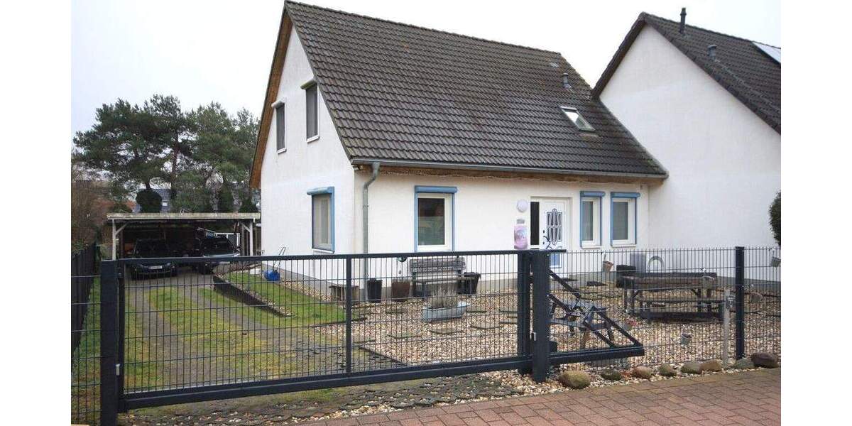 Einfamilienhaus Wustermark / Buchow-Karpzow Buchow-Karpzow - 4 Zimmer, 121 m&sup2;, 399.000&euro; | Angebot:25699630